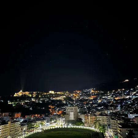 Belle דירה Gjirokastër