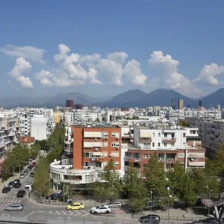 View Lägenhet Tirana